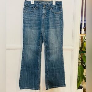 American Eagle Favorite Boyfriend Jeans Sz 6 Short
